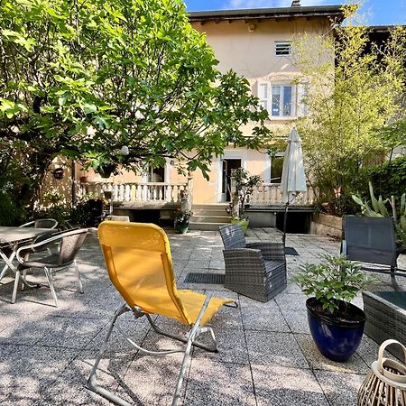 Le Jack' N Klo, Acces Terrasse De L'Etablissement Apartamento Rives  Exterior foto